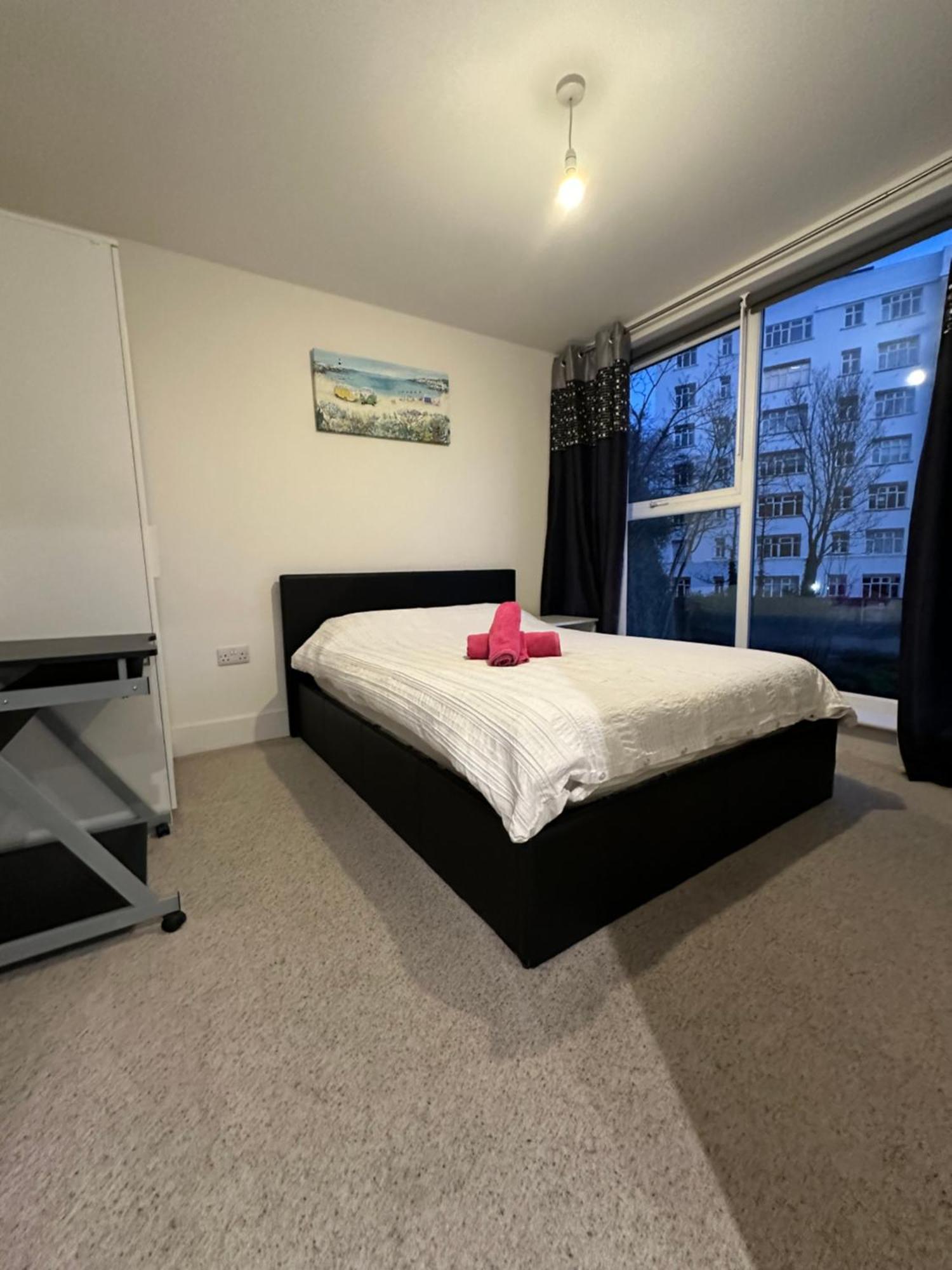 Apartment Bh1 Balcony With Parking Bournemouth